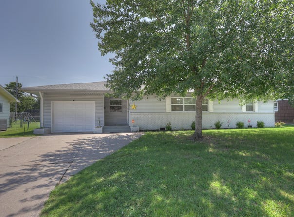 2315 Mississippi Avenue, Joplin, MO 64804