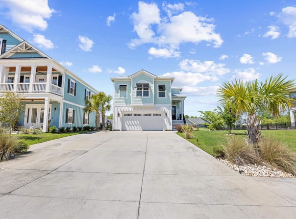 422 Harbour View Dr., Myrtle Beach, SC 29579