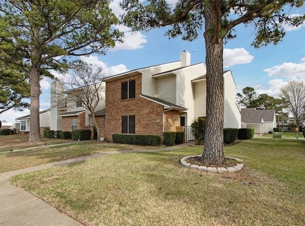708 Woodbend Drive, Lewisville, TX 75067
