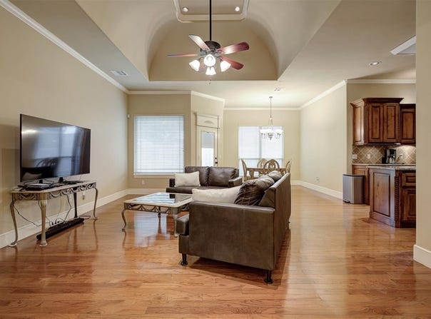 604 Eastmoor Court, Moore, OK 73160