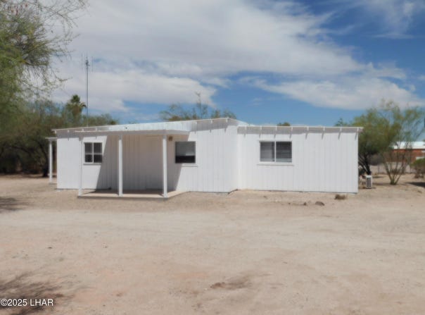 39779 Nebraska Pl, Salome, AZ 85348