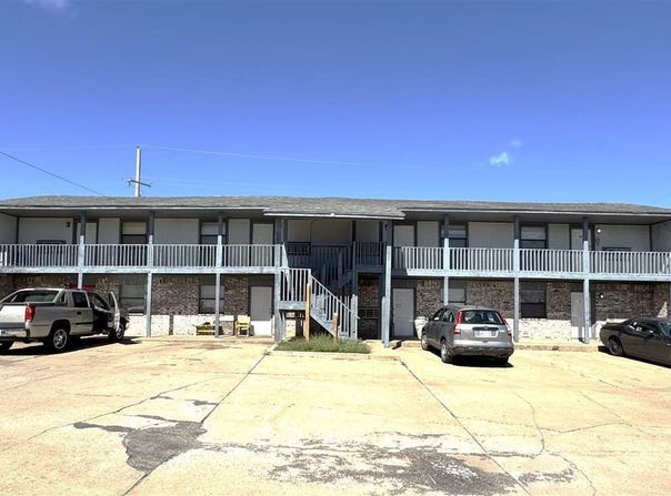 1401 SW E Ave, Lawton, OK 73507