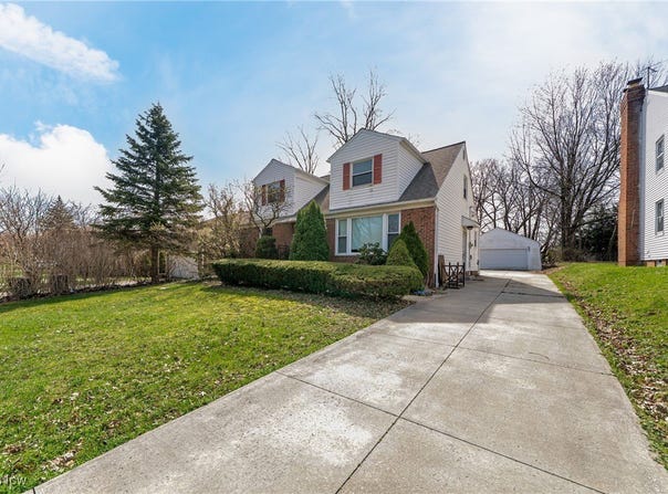 23614 Cedar Road, Beachwood, OH 44122