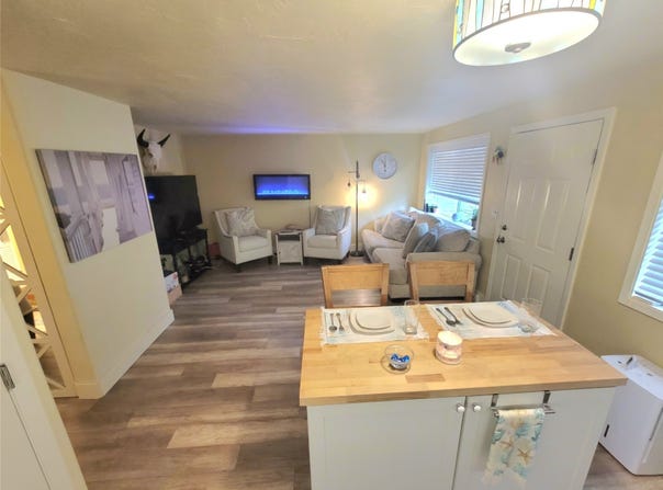 8575 Mt Hwy 35, Bigfork, MT 59911