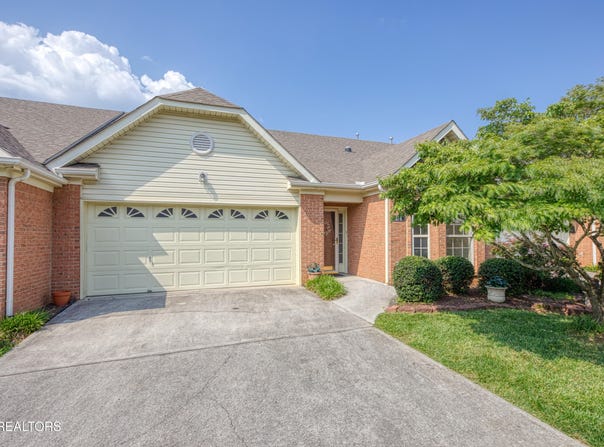 674 Applegate Lane, Knoxville, TN 37934