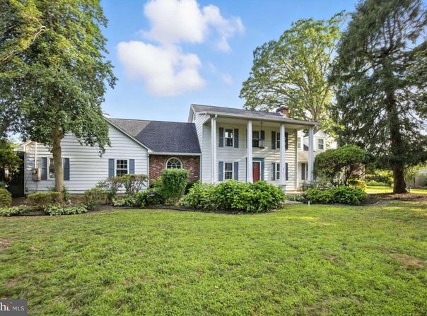 1825 WASHINGTON AVENUE, VINELAND, NJ 08361