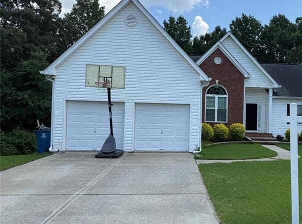 2504 Dalesford Court, Dacula, GA 30019