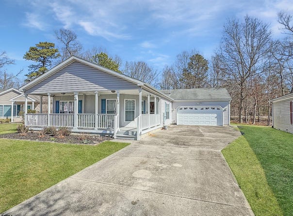 174 Turnberry Ct, Mays Landing, NJ 08330