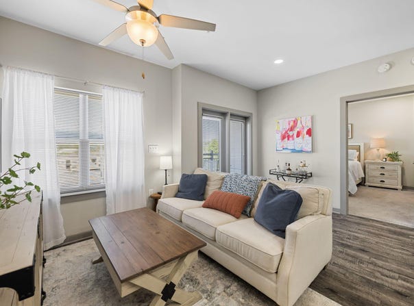 782 Riverfront Parkway, Chattanooga, TN 37402