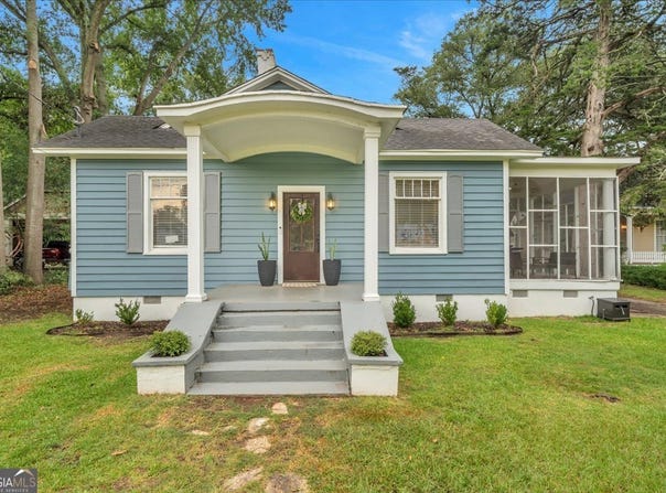 902 Washington, Perry, GA 31069