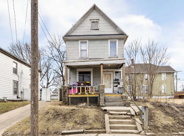 455 S State, FREEPORT, IL 61032