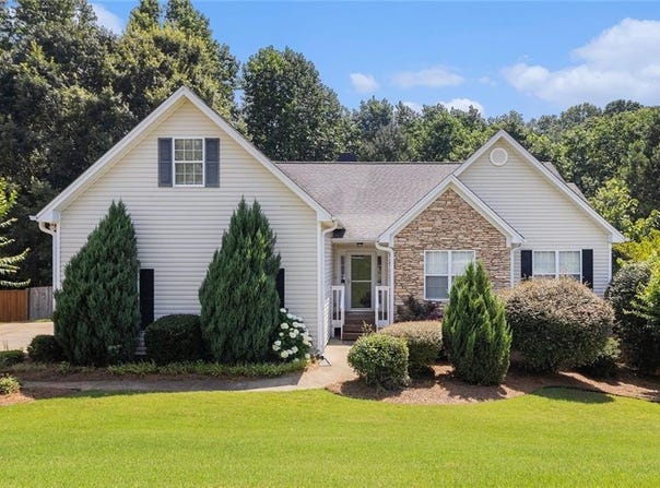 6411 Compass Drive, Flowery Branch, GA 30542