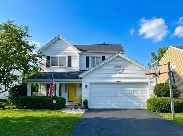 840 Violet Circle, Naperville, IL 60540