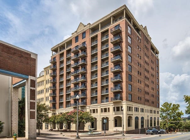 215 W College Avenue, Tallahassee, FL 32301
