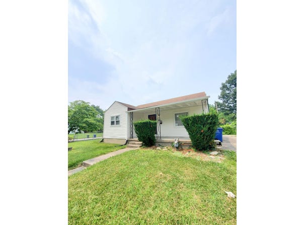 1911 Brentnell Avenue, Columbus, OH 43219