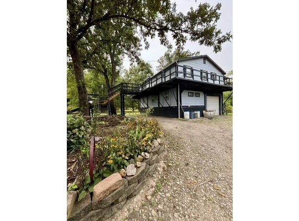 10  Lehmond Island Rd, Saint Charles, MO 63301