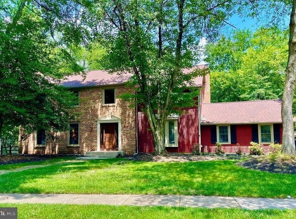 19 RED OAK DRIVE, VOORHEES, NJ 08043