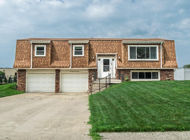 7920 E Massachusetts Street, Merrillville, IN 46410