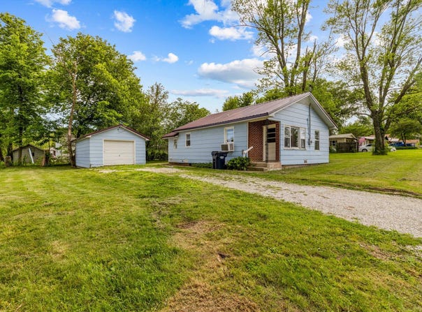 524 W Mckown Street, Buffalo, MO 65622