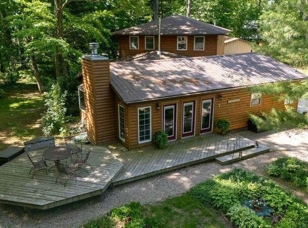 48561 Hill Drive, Decatur, MI 49045