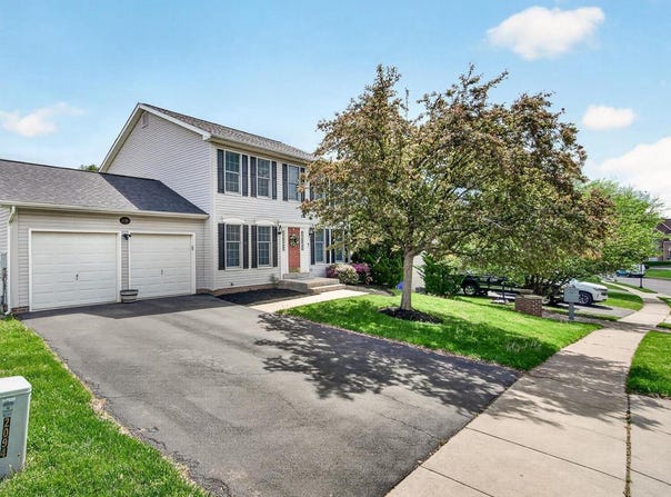 2094 E GREENLEAF DR, FREDERICK, MD 21702