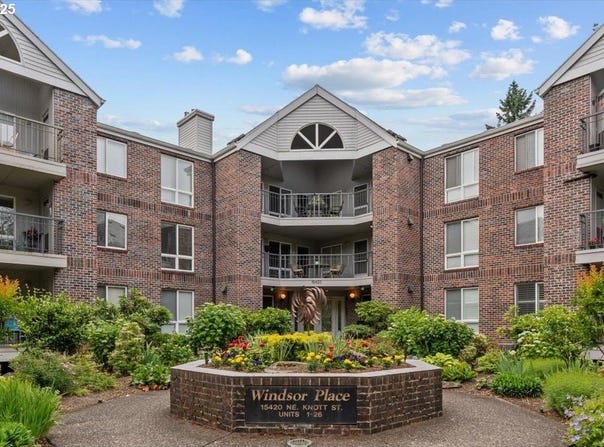 15420 NE KNOTT ST, Portland, OR 97230