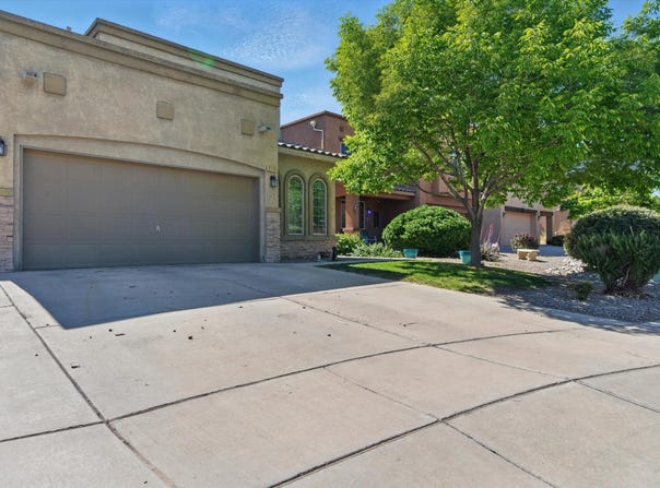 2115 CORTINA Loop SE, Rio Rancho, NM 87124