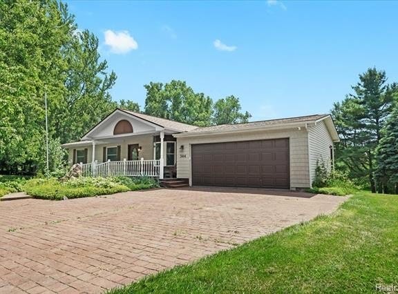 344 Chilson Road, Howell, MI 48843