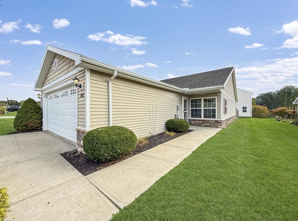 702 Whisper Creek Lane, Lodi, OH 44254