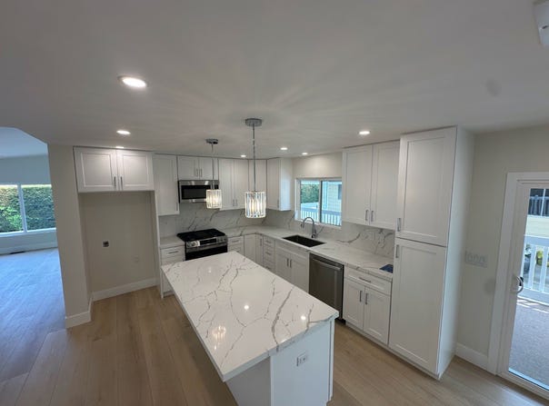 1201 W. Valencia Dr, Fullerton, CA 92833