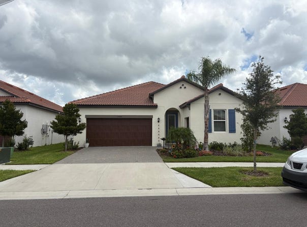 17403 Holly Well Avenue, Wimauma, FL 33598