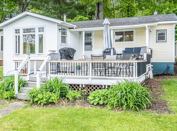 6026 Keeney Road, Six Lakes, MI 48886