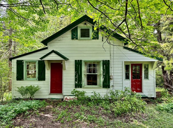 786 State Route 8 Rd, Hoffmeister, NY 13353