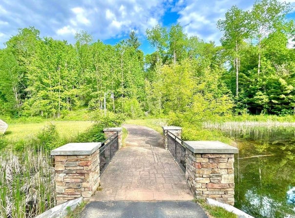 15925 Old Stonebridge Trail, Brainerd, MN 56401