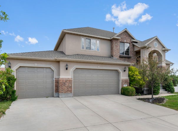 760 E HIDDEN MANOR Cir, Lehi, UT 84043