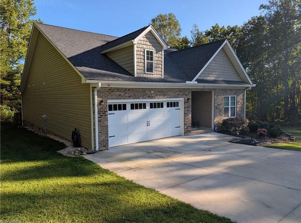 251 Devotion Farm Way, Thurmond, NC 28683