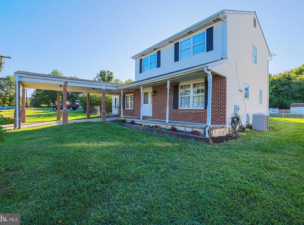 8913 LENNINGS Lane, BALTIMORE, MD 21237