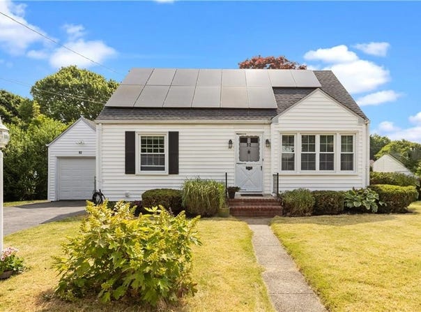 92 Lewis Avenue, Somerset, MA 02726
