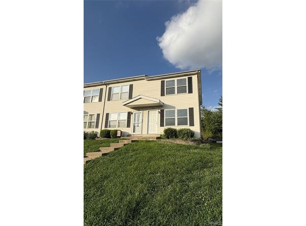 1630 Meyer Drive, St Charles, MO 63303