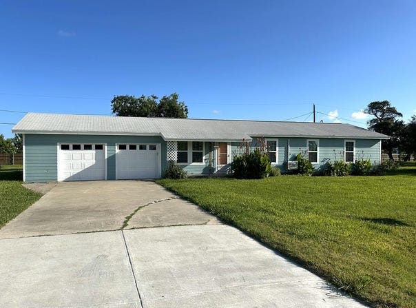 ROCKPORT, TX 78382