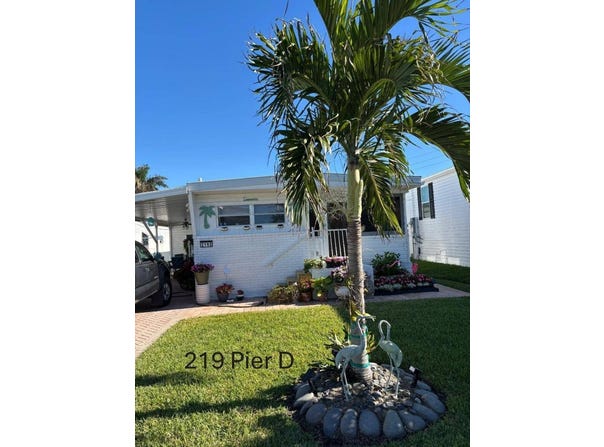 219 Pier D, Naples, FL 34112