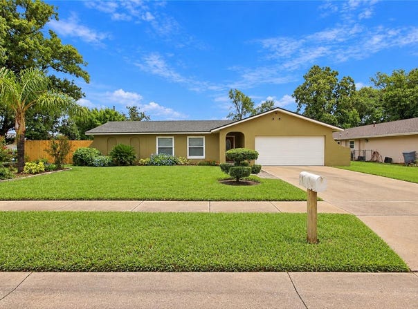313 ROBIN HILL Drive, ALTAMONTE SPRINGS, FL 32701