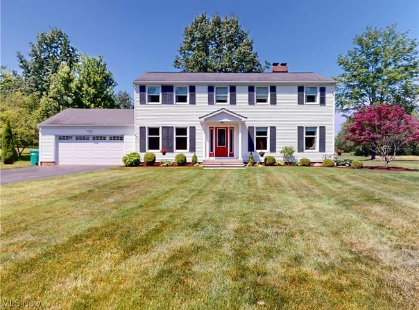 10486 Hobart Road, Kirtland, OH 44094