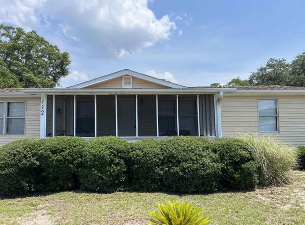 112 Village Ct., Murrells Inlet, SC 29576