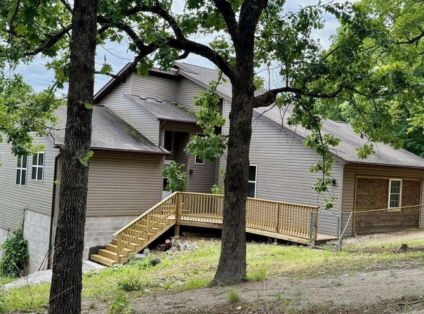 1027 BLUE WING ROAD, Mountain Home, AR 72653