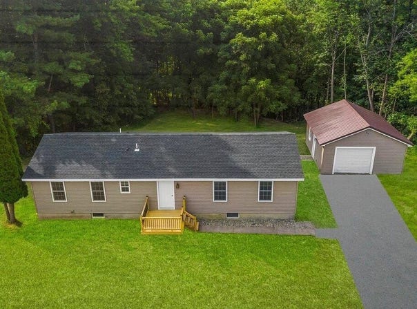 22 Scott Street, Hoosick Falls, NY 12090