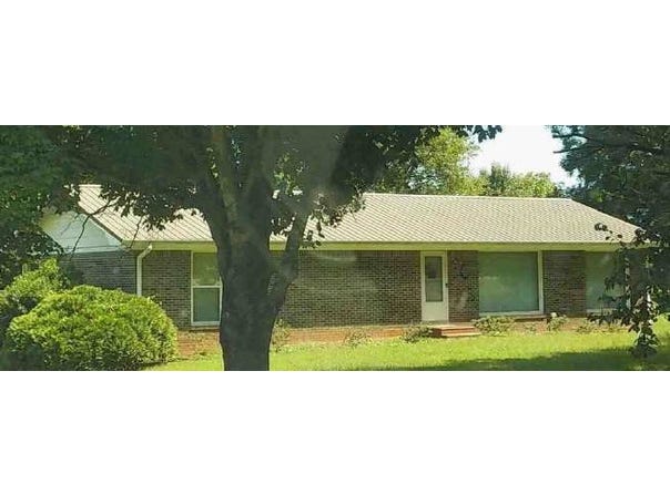 243 Main St, Huntland, TN 37345