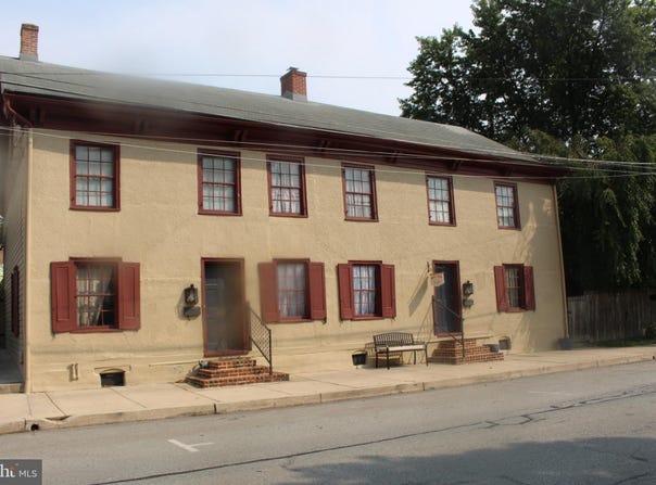 110-114 E MARKET Street, MARIETTA, PA 17547