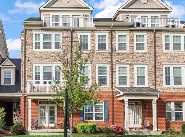 42593 SUNSET RIDGE Square, ASHBURN, VA 20148