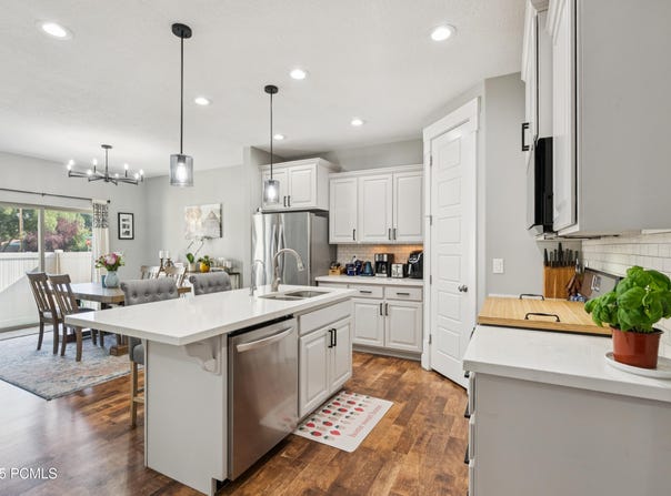 193 E 200 S, Kamas, UT 84036